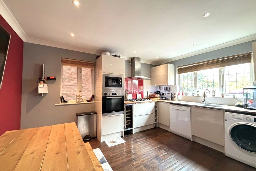 Property photo 3 of 17 Picture No. 03