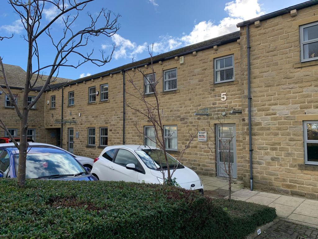 Property photo 1 of 6 Unit 5 Ext.Jpg