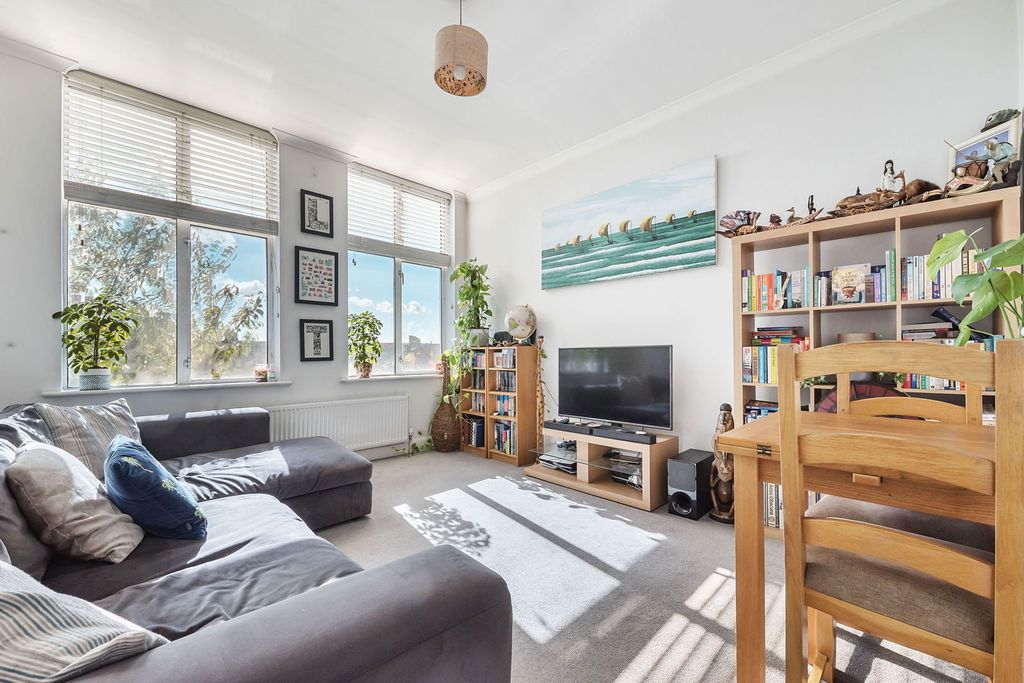 Property photo 2 of 15