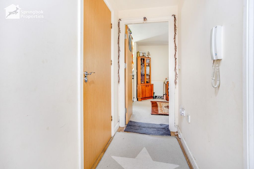 Property photo 2 of 15 Image 1