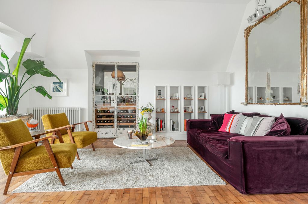 Property photo 2 of 15 1414781-23-698B74...