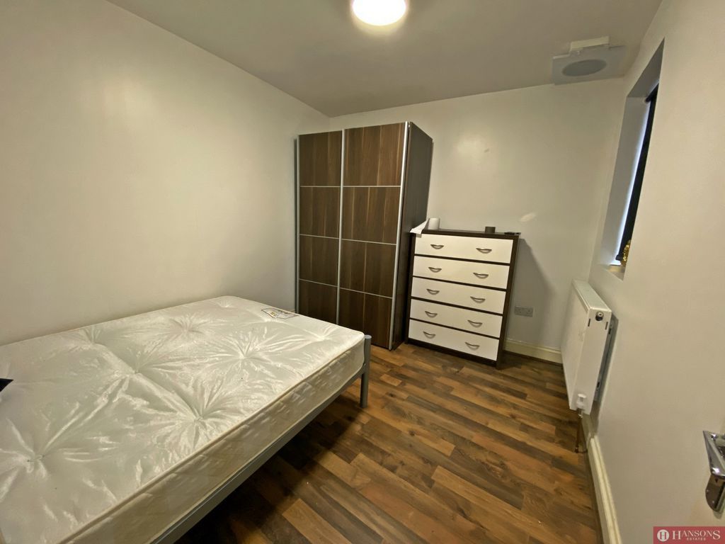 Property photo 3 of 4 Photo 4