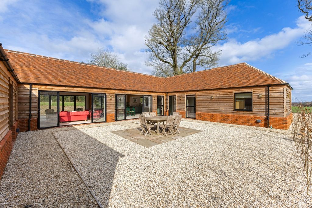 Property photo 2 of 19 104185_Prosser S ...