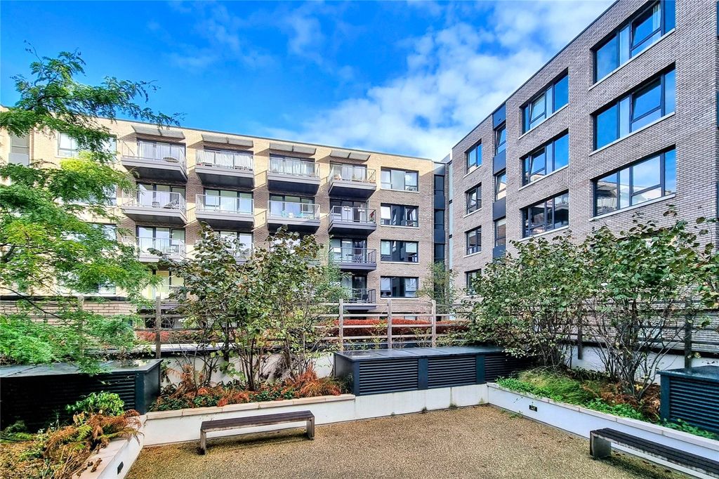 Property photo 2 of 28 Picture No. 28