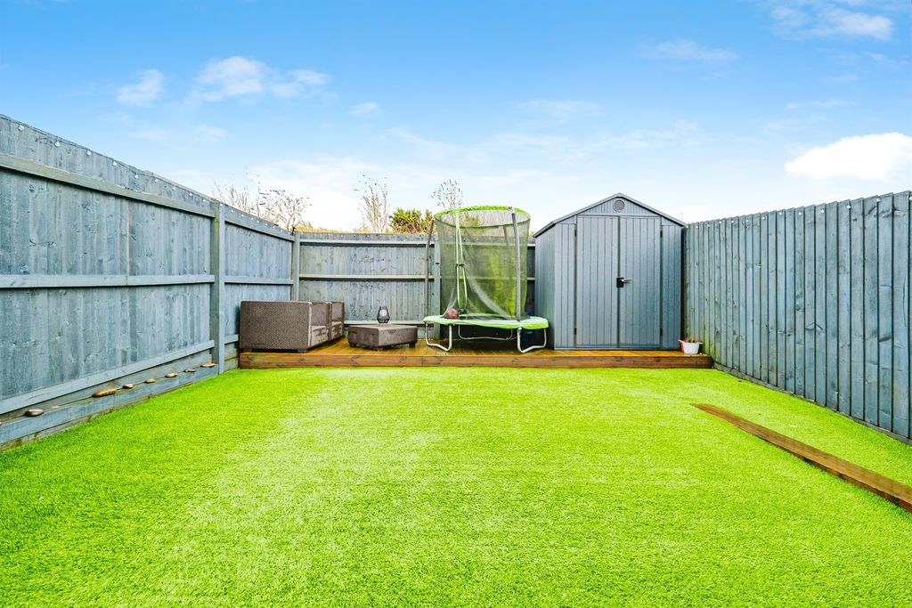 Property photo 3 of 24