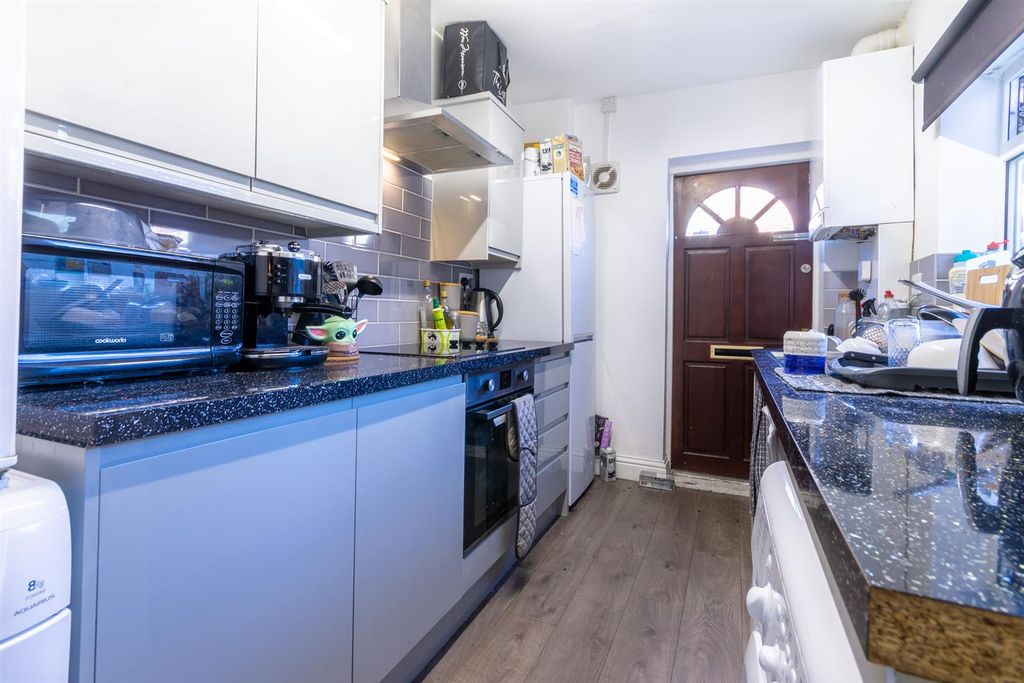 Property photo 2 of 8 Img_0729-Hdr.Jpg