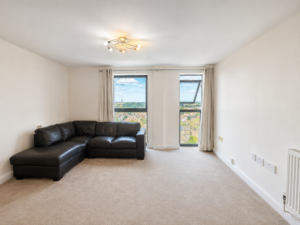 Property photo 2 of 10
