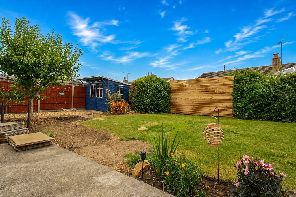 Property photo 2 of 11 Picture No. 03