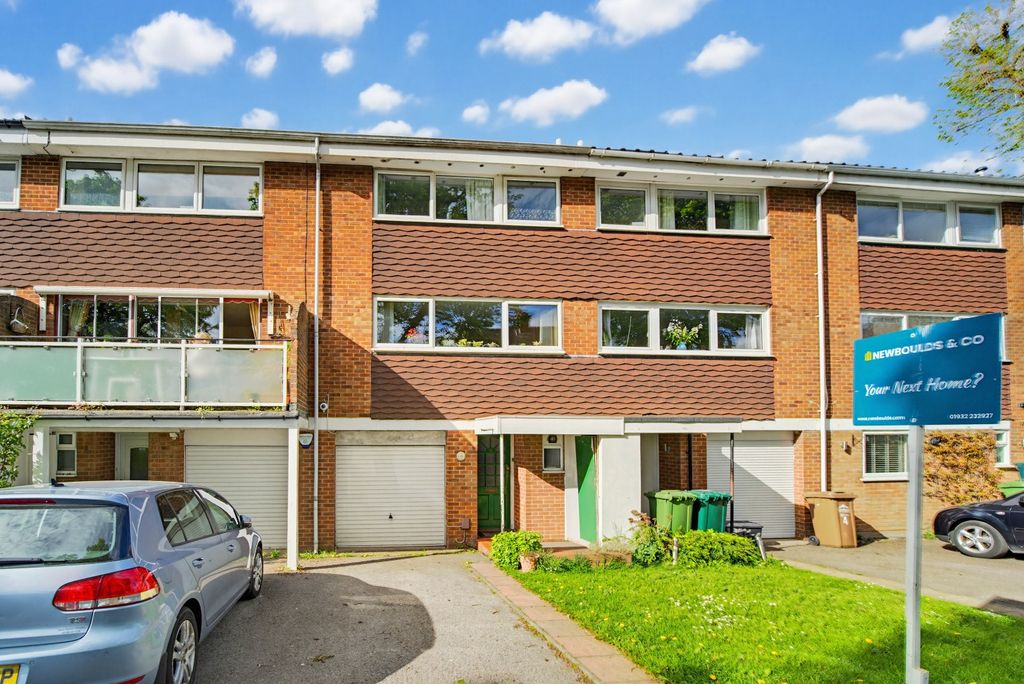 Property photo 1 of 13 4901251