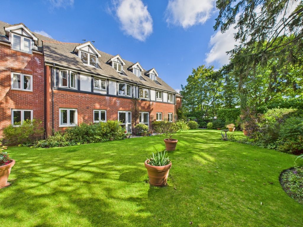 Property photo 1 of 18 Rear