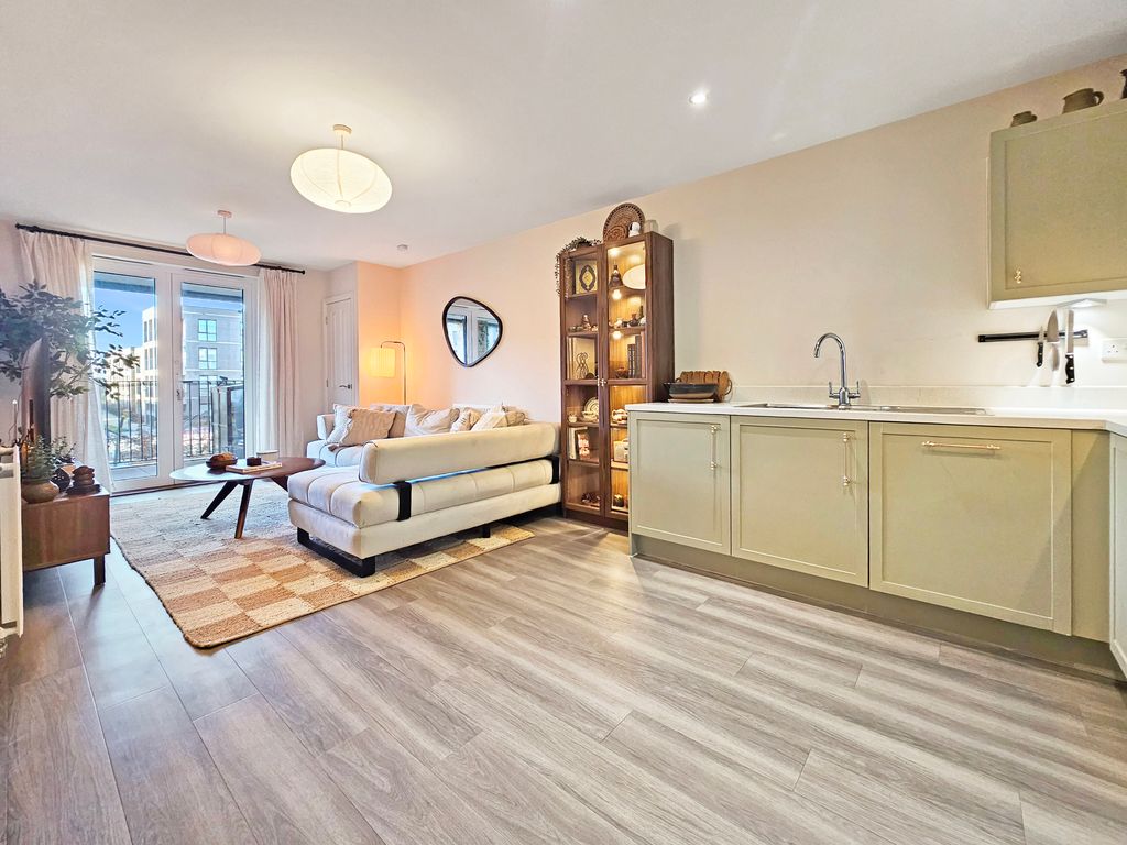 Property photo 2 of 11 20251202105819