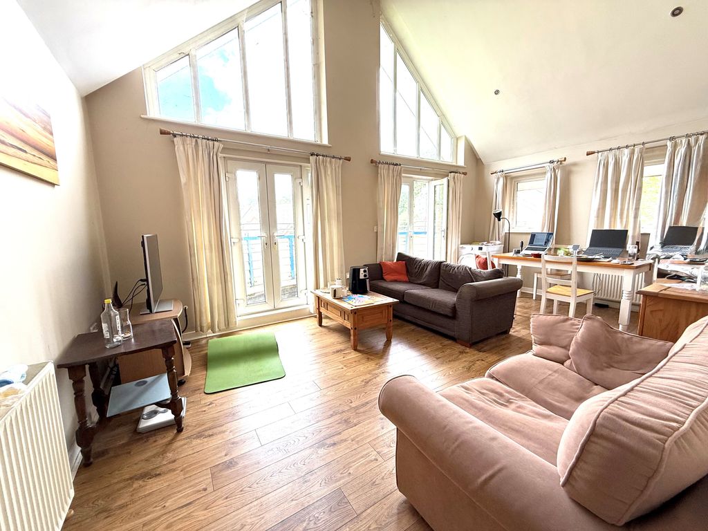 Property photo 1 of 12 2