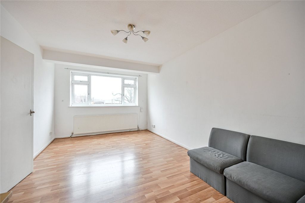 Property photo 2 of 9 Picture No. 07