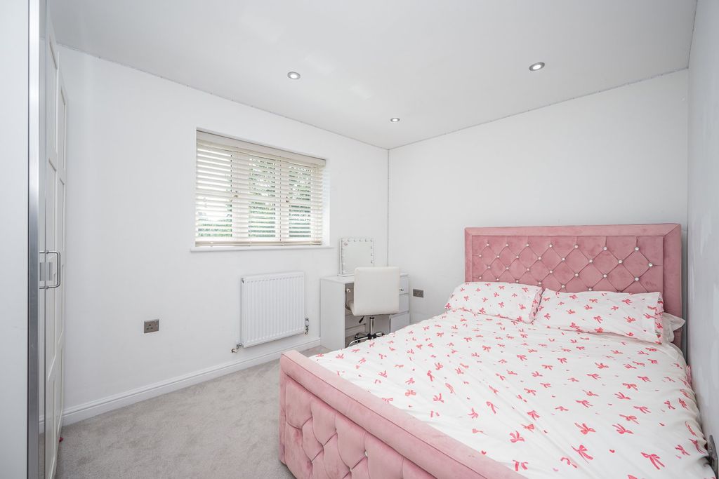 Additional image 17 of 4 bed detached house for saleLakeside Way, Nantyglo, Ebbw Vale NP23