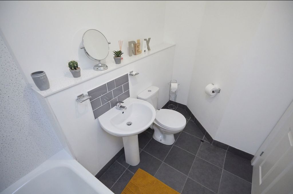 Property photo 2 of 14 Images