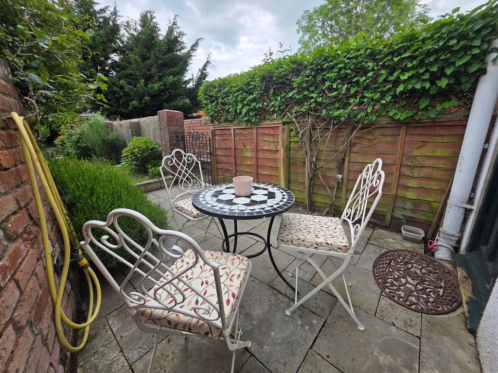 Property photo 3 of 24