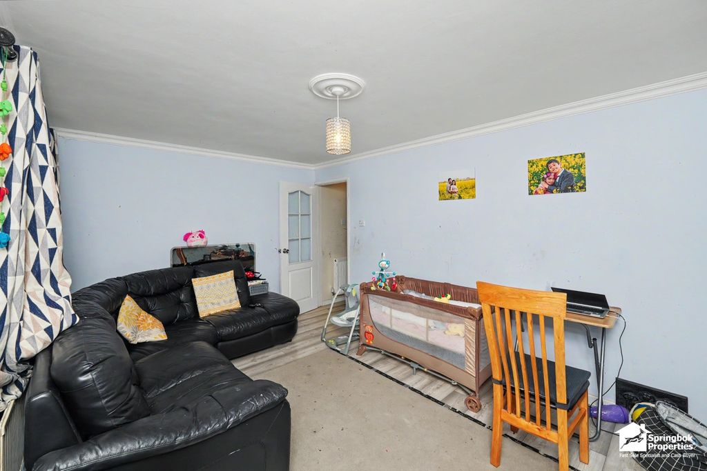 Property photo 3 of 12 Image 2