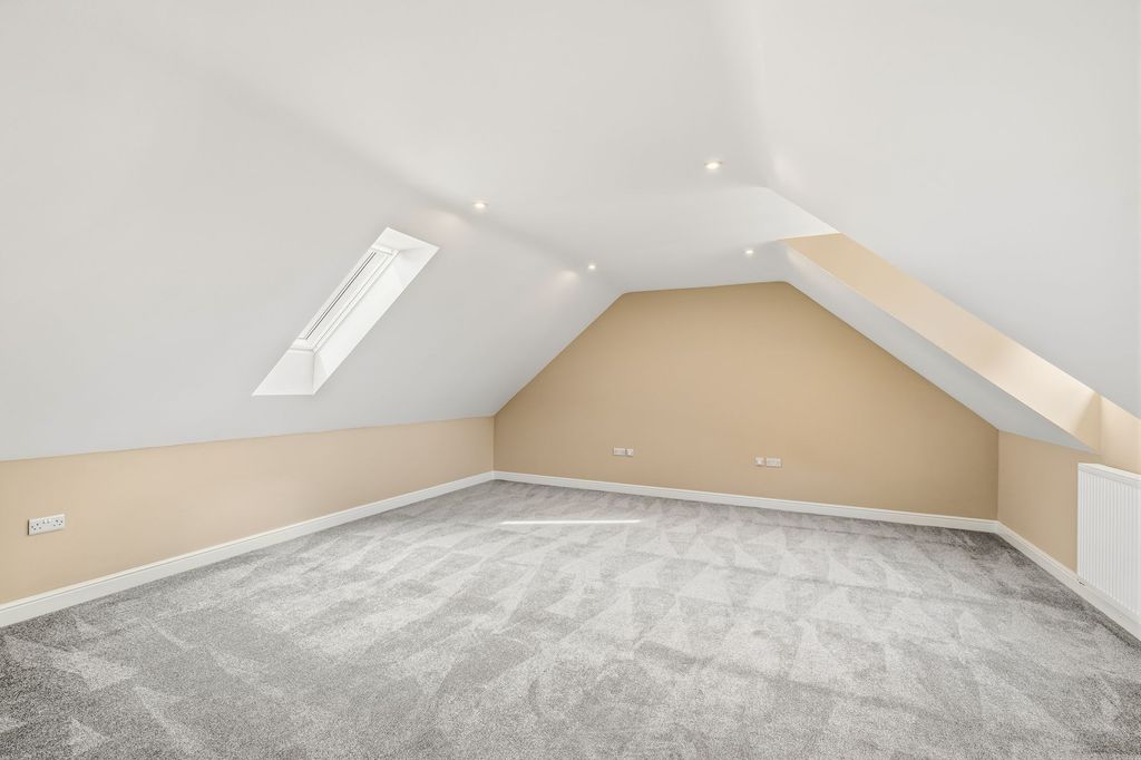 Additional image 16 of 5 bed detached bungalow for saleCleveland Avenue, North Hykeham LN6