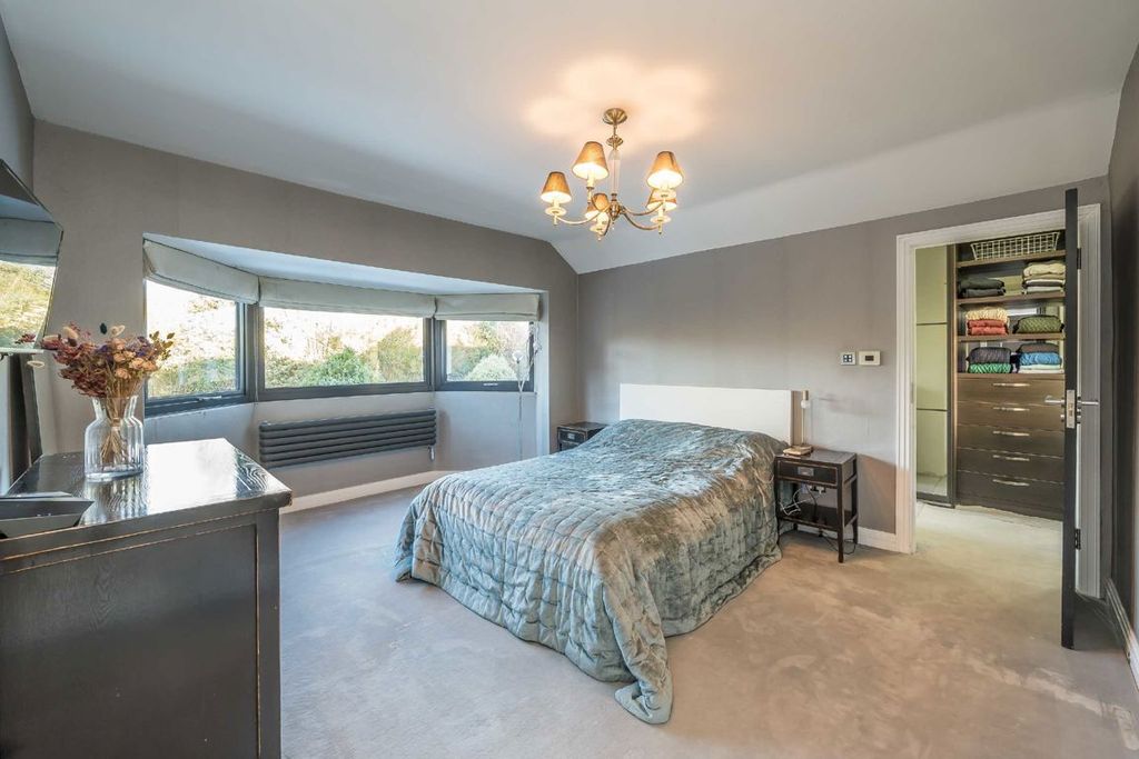 Additional image 5 of 4 bed detached house for saleOrmond Crescent, Hampton TW12