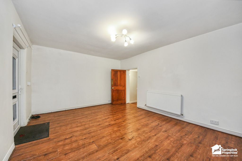 Property photo 2 of 19 1