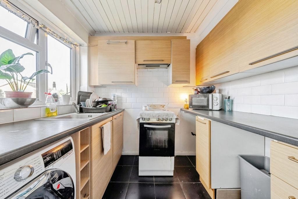 Property photo 2 of 5 237d13Dd-Fileacce...