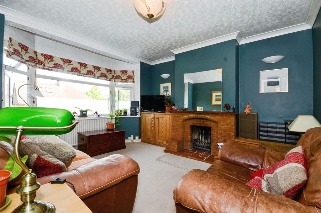 Property photo 2 of 16