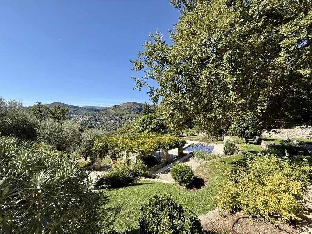 Property photo 1 of 39