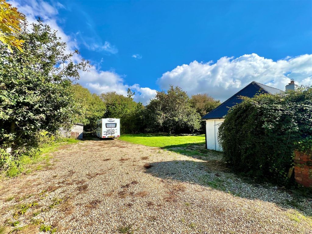 Property photo 3 of 29