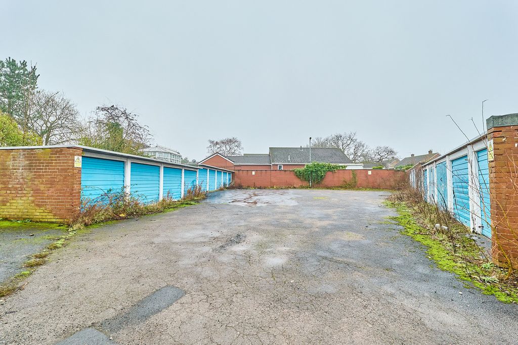 Property photo 3 of 3