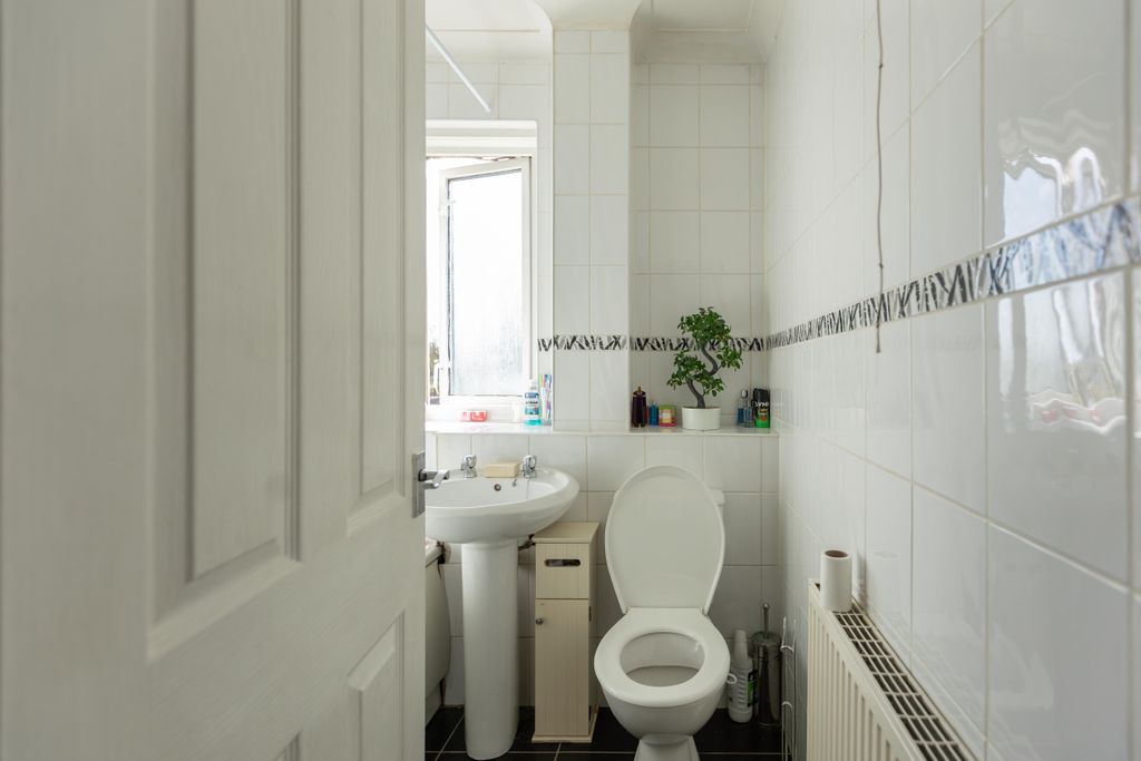 Additional image 9 of 2 bed flat for saleEllerslie Street, Johnstone PA5