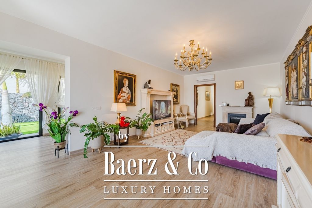 Property photo 3 of 27