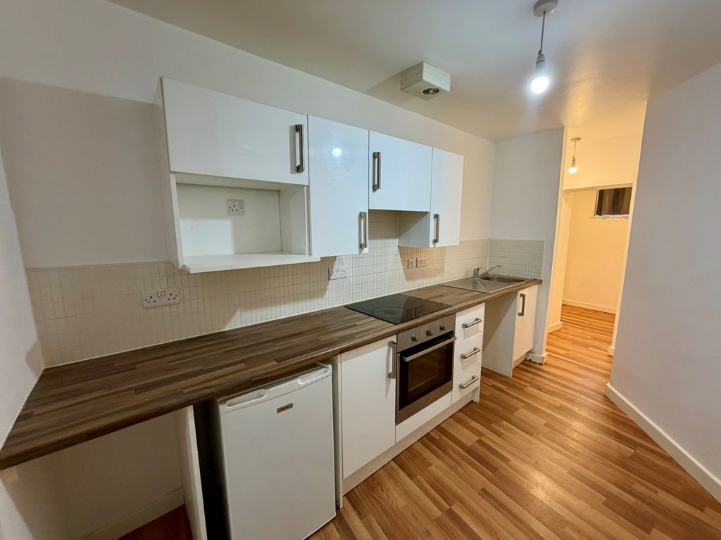 Property photo 1 of 4