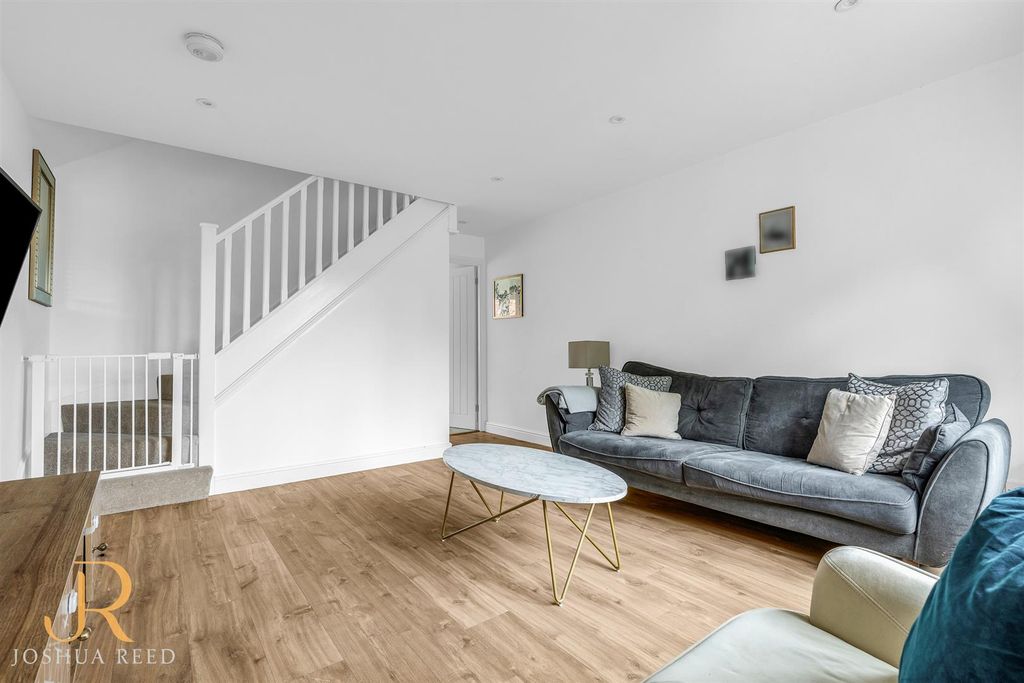 Property photo 3 of 15 Internal-4.Jpg