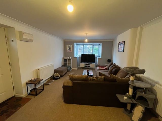 Property photo 2 of 9