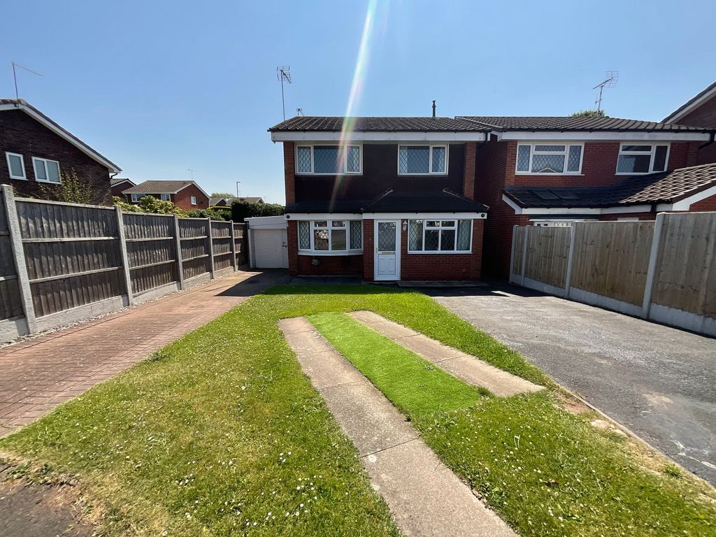 Property photo 1 of 28