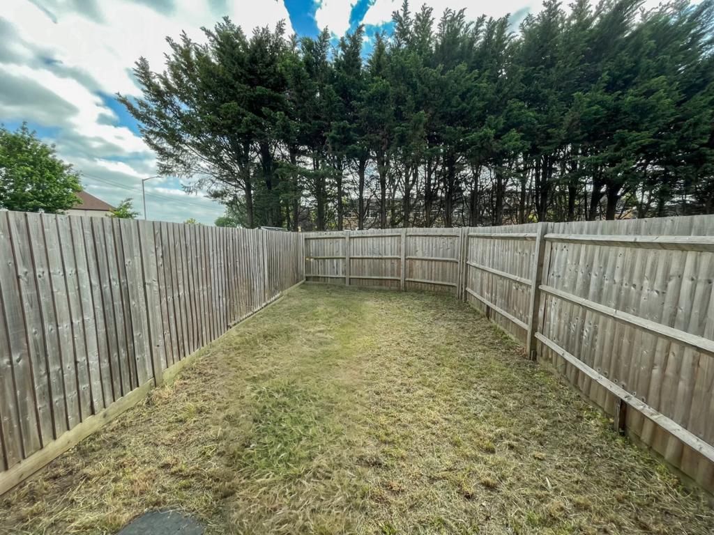 Property photo 2 of 6 Photo 6