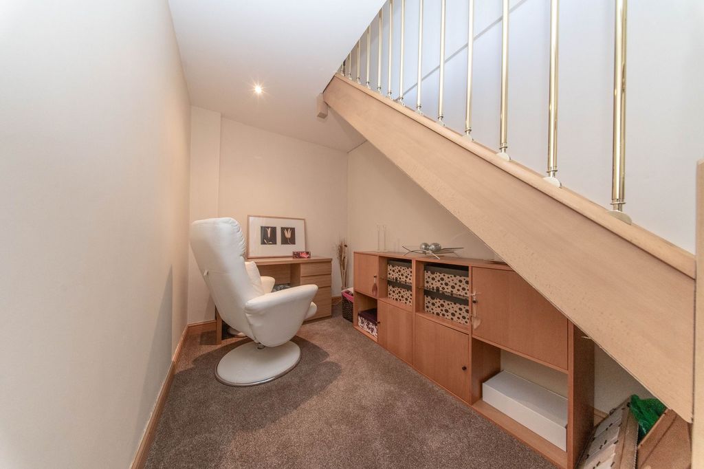 Additional image 28 of 4 bed villa for saleJamphlars Road, Cardenden, Lochgelly KY5