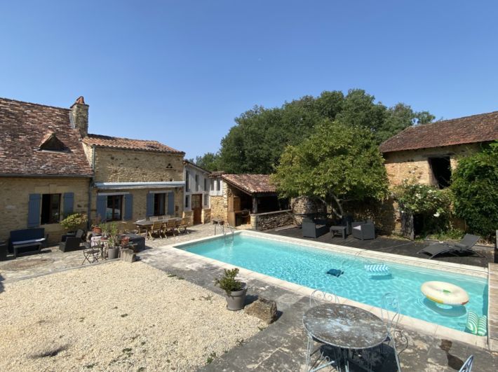 Property photo 3 of 28