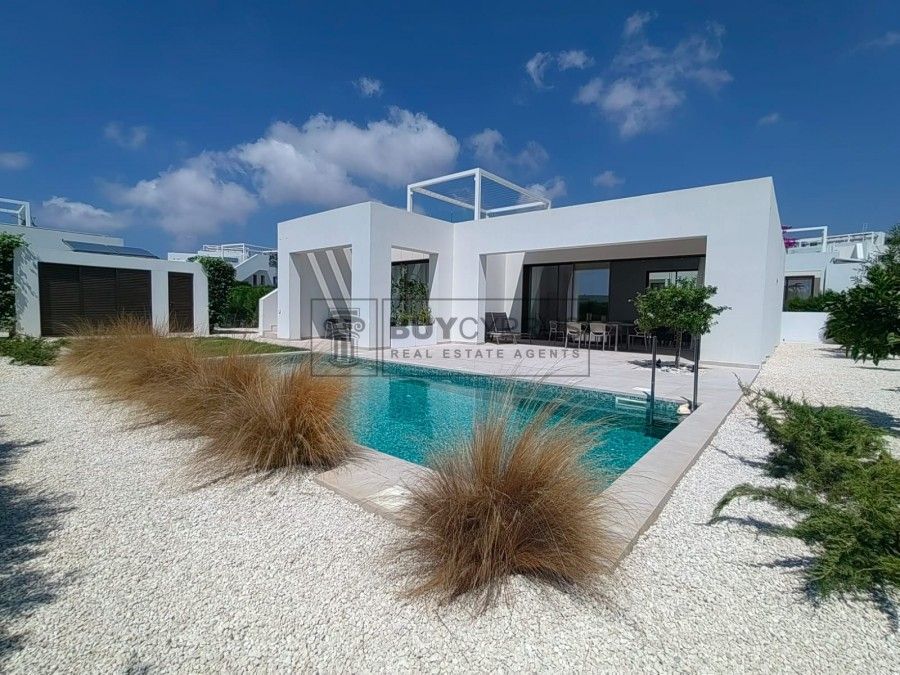 Property photo 1 of 45