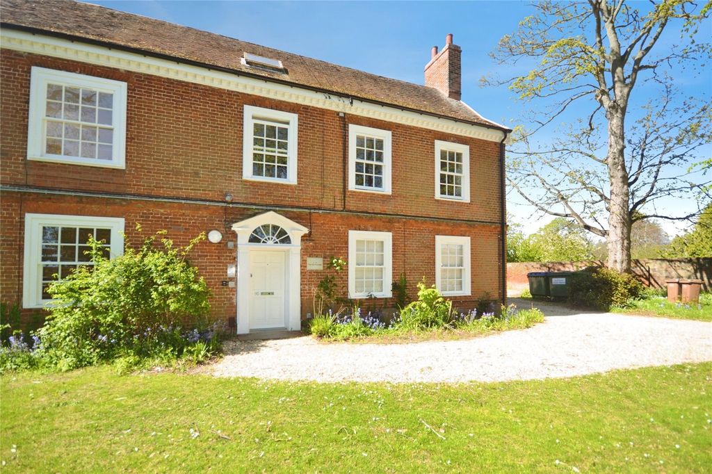 Property photo 2 of 16 Picture No. 02