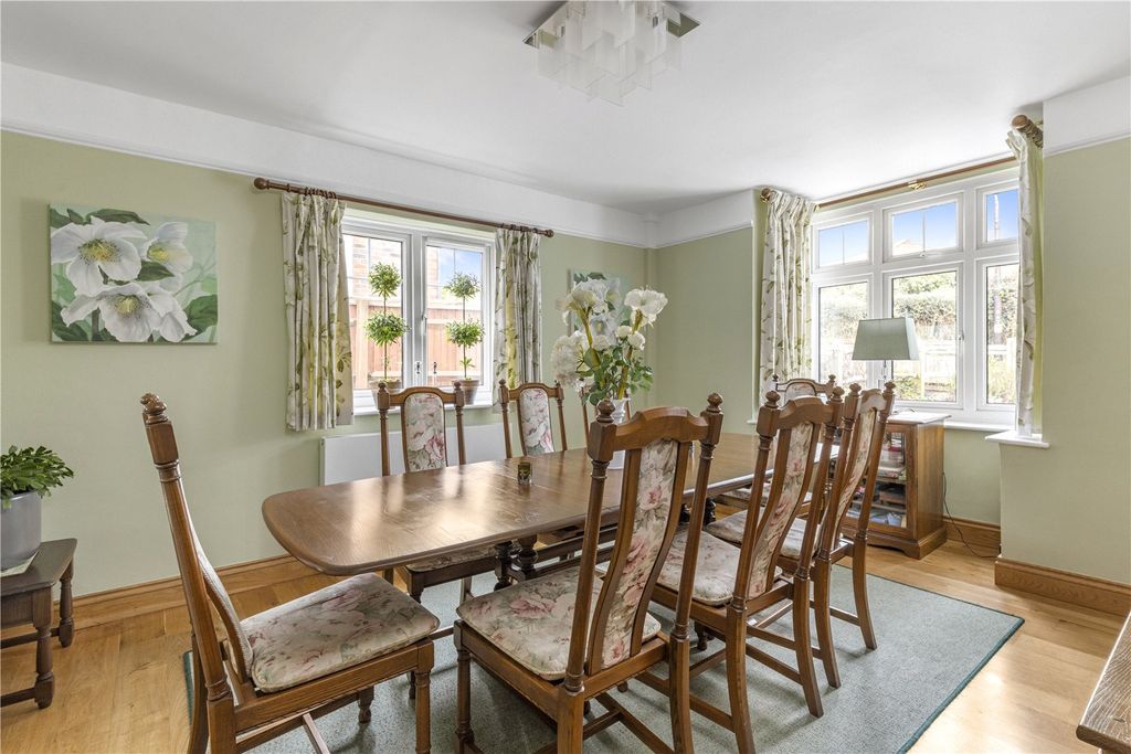 Property photo 3 of 21 Dining Room