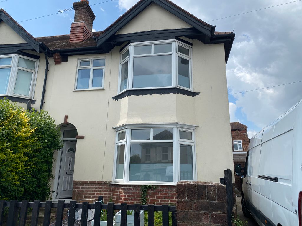 Property photo 1 of 15 Front