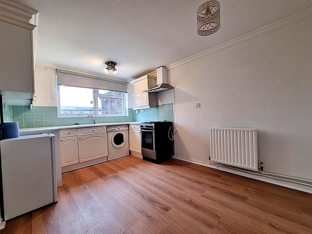 Property photo 2 of 18 Enhanced_Whatsapp Image 2026-03-12 At 13.36.02 (4)