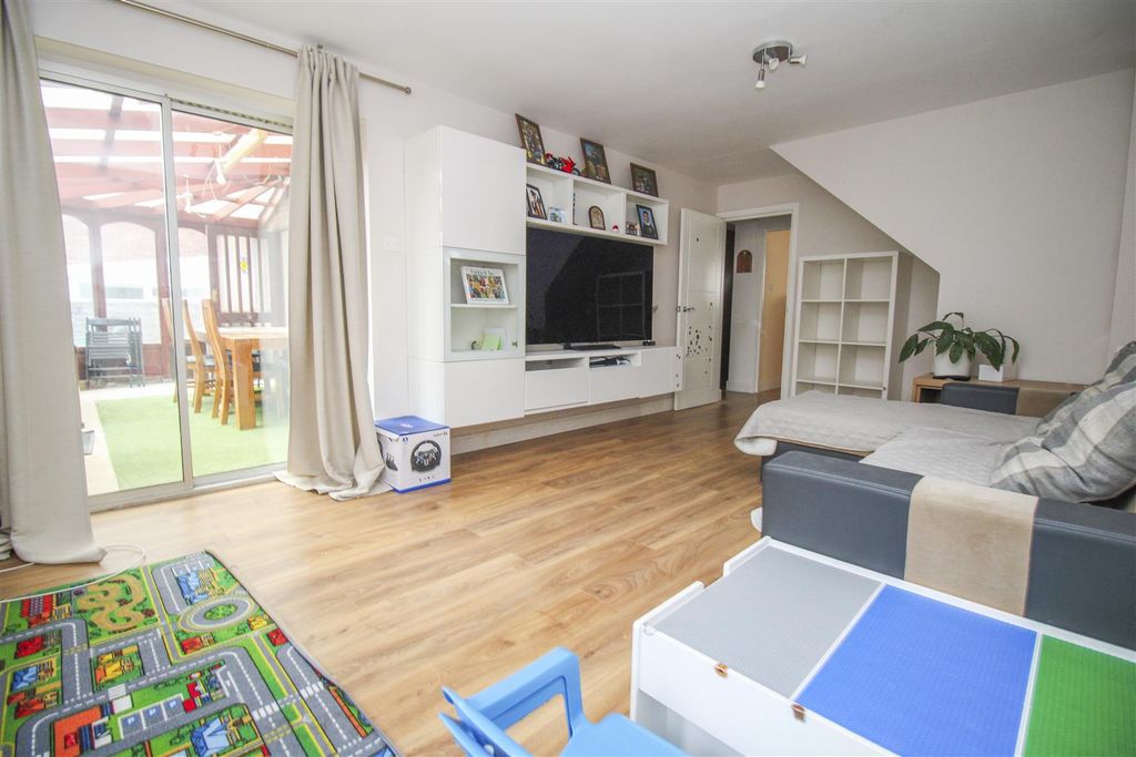 Property photo 2 of 16 Img_9784.Jpg