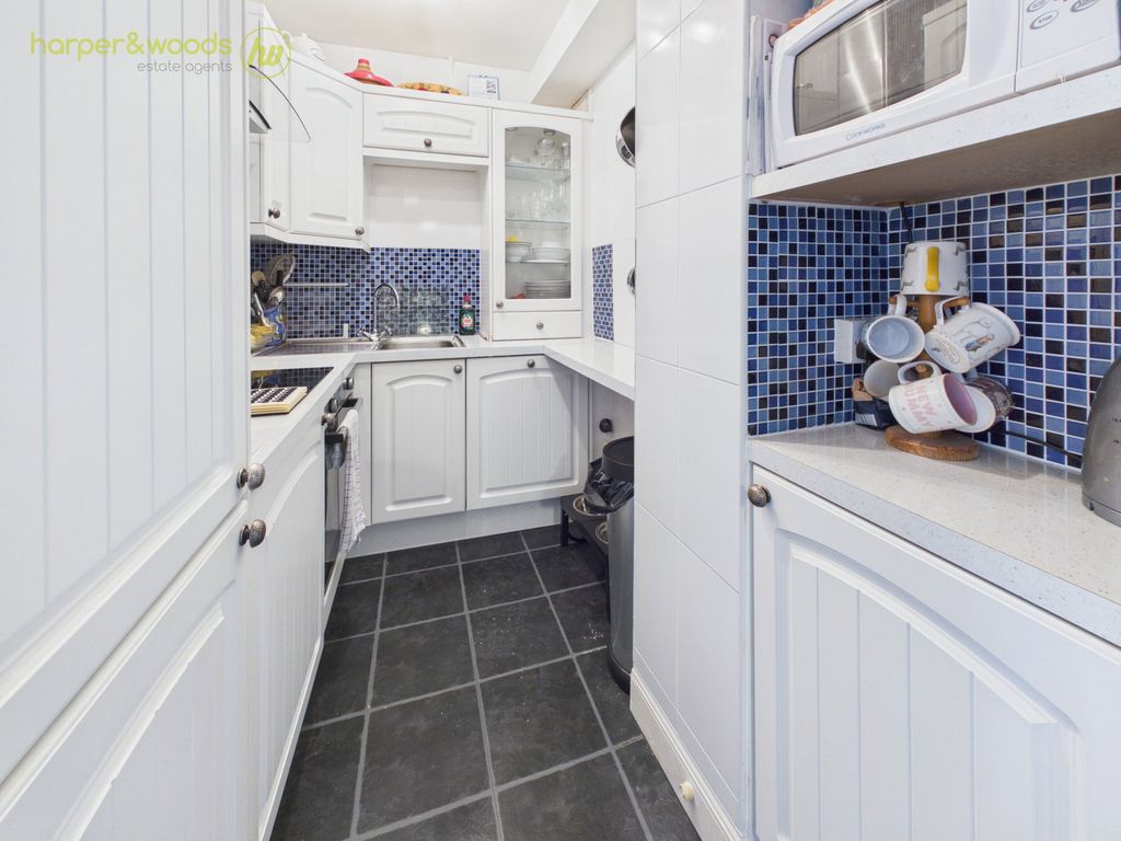 Property photo 3 of 26