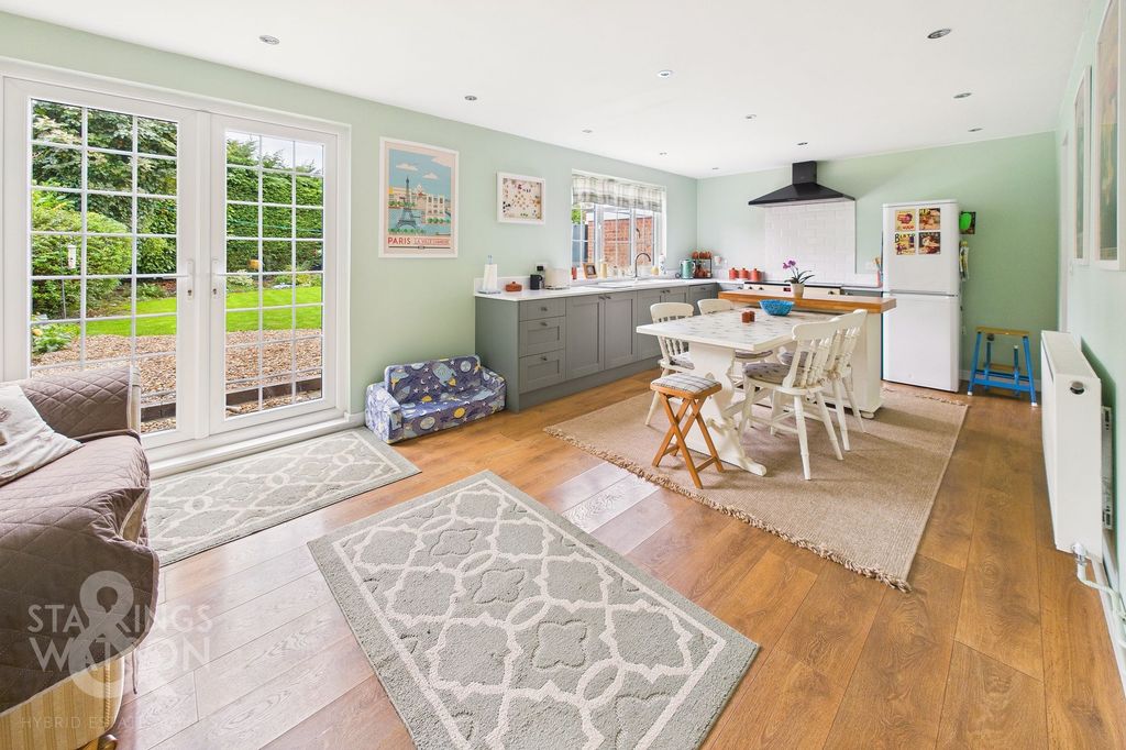 Property photo 1 of 26