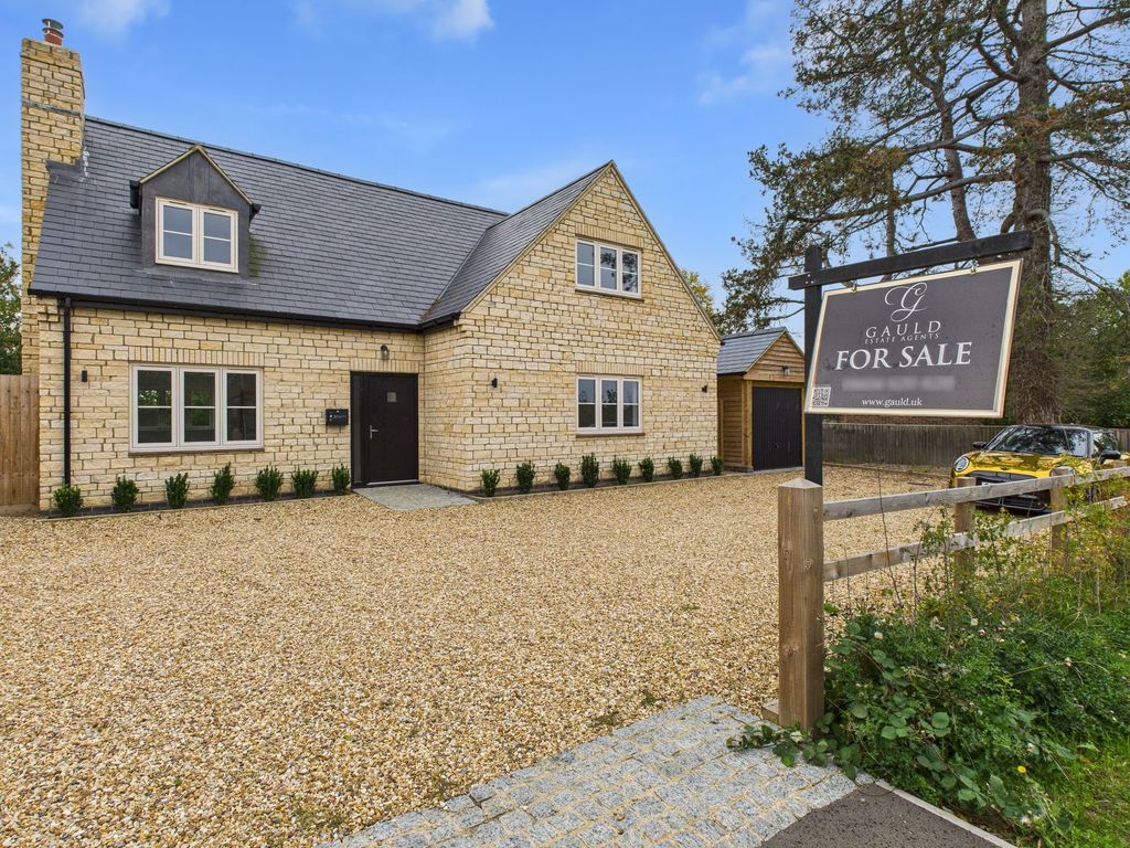 Property photo 1 of 43 Front 2