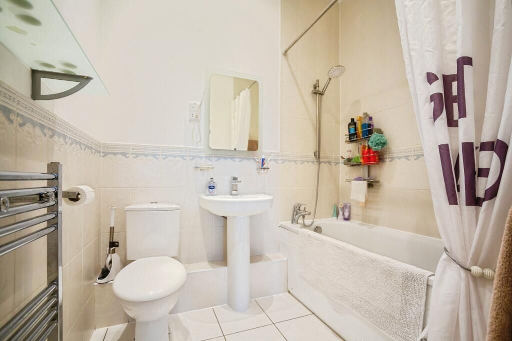 Additional image 21 of 3 bed flat for saleLiverymen Walk, Greenhithe DA9
