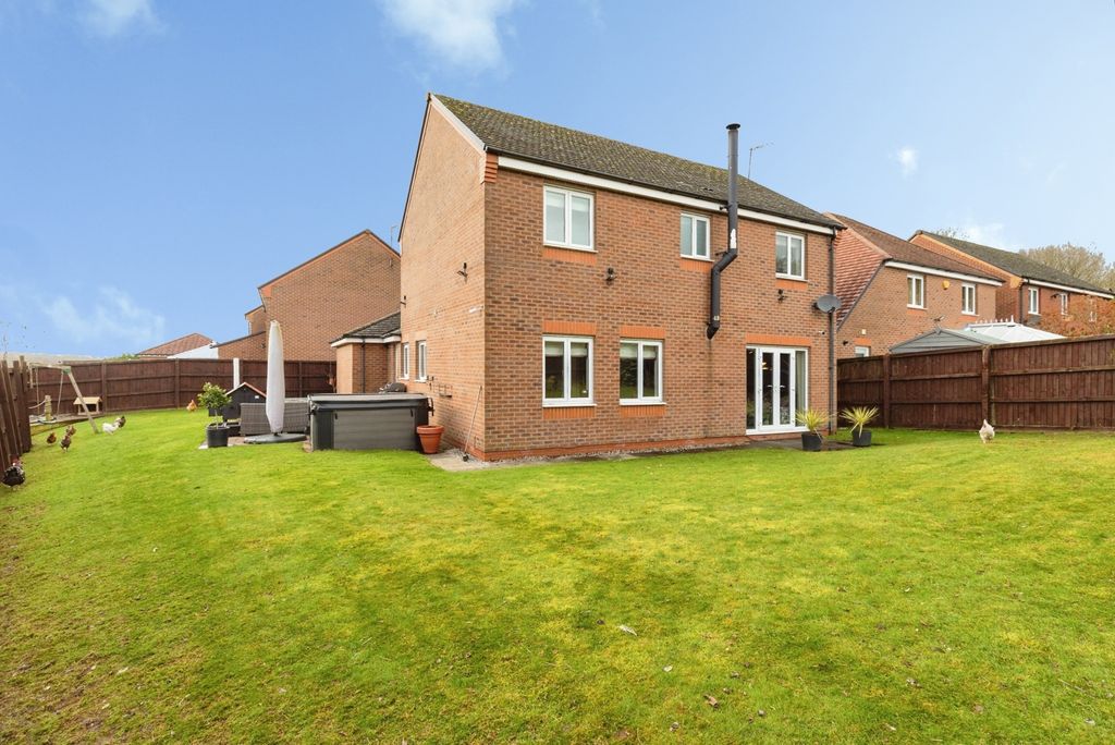 Property photo 2 of 20 Pbox-Img.Jpg