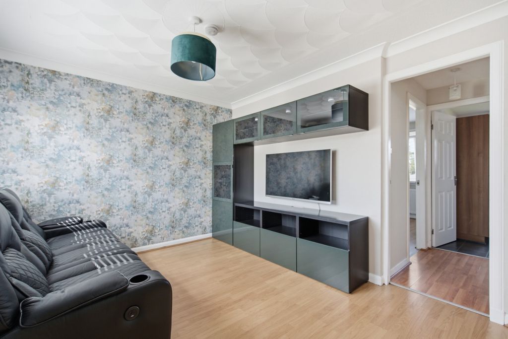 Property photo 3 of 21 5327528